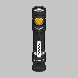 Armytek Partner C2 Magnet USB Warm