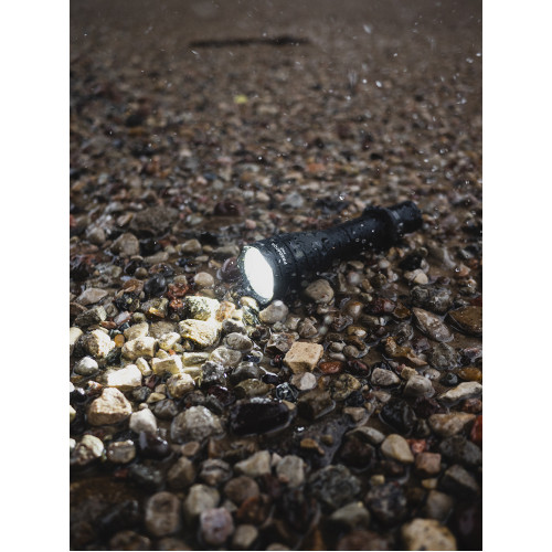 Armytek Predator Pro Magnet USB Warm