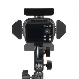 Вспышка аккумуляторная Godox Witstro AD200Pro (со шторками BD-07)